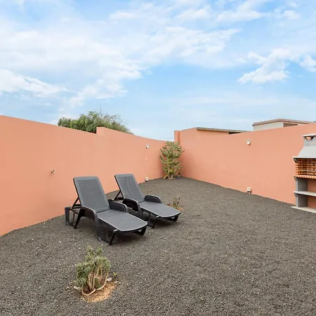 Home2book Chill Bbq Hideaway In 木屋