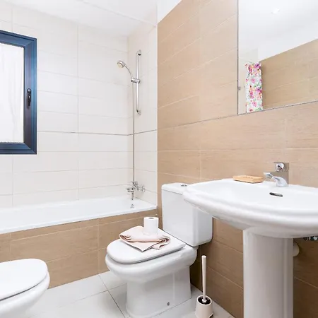 Home2book Chill Bbq Hideaway In 木屋 *