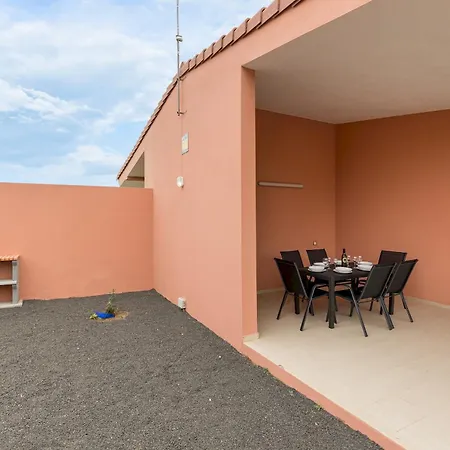 Home2book Chill Bbq Hideaway In 木屋 科拉雷侯